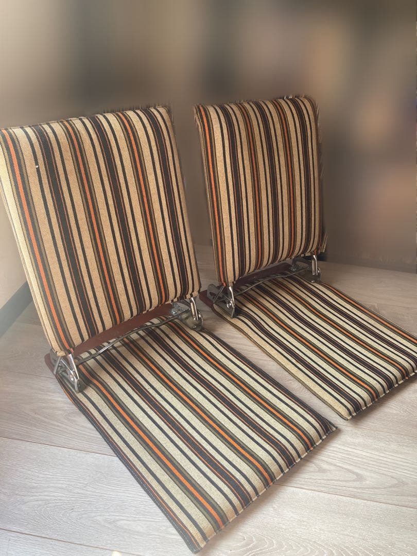 【期間限定値下げ中】昭和レトロ折り畳み座椅子　2脚セット　コンパクト　ビンテージ