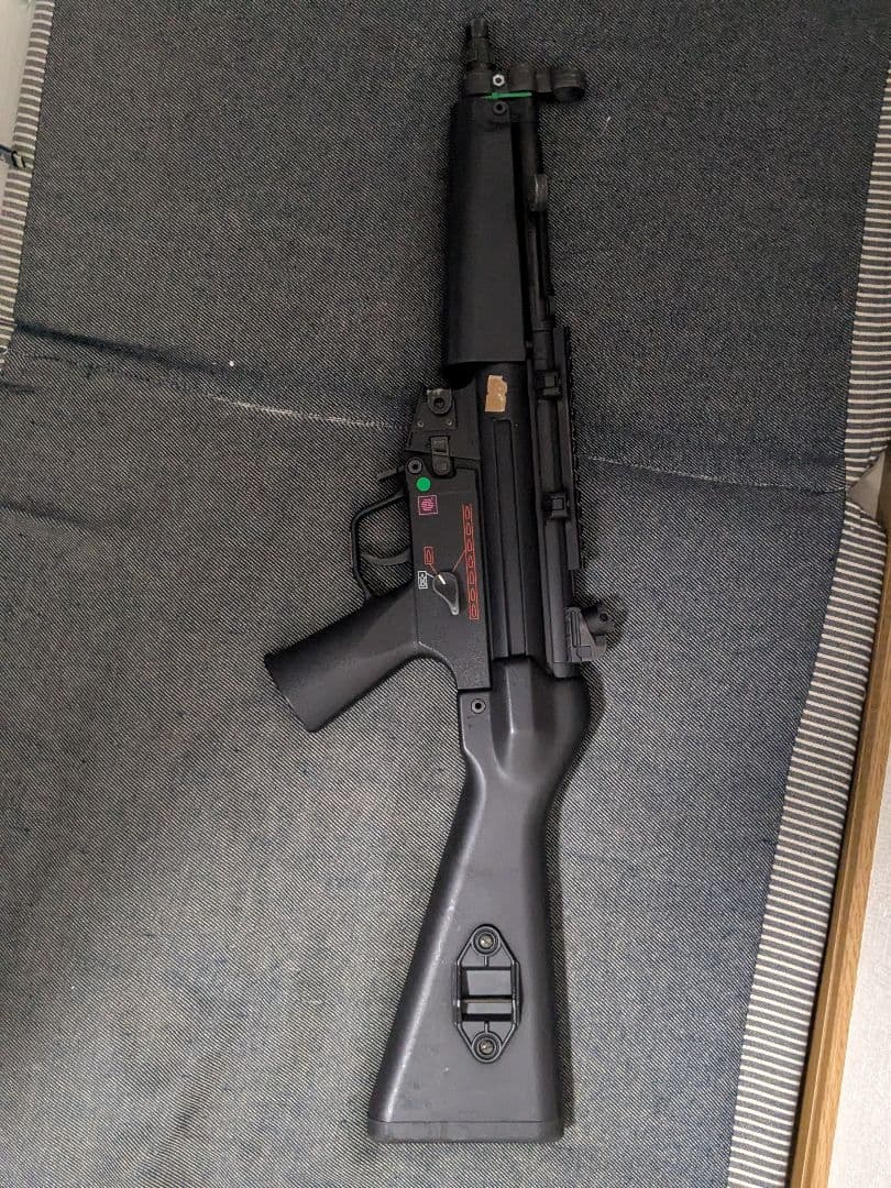 東京マルイ　MP5