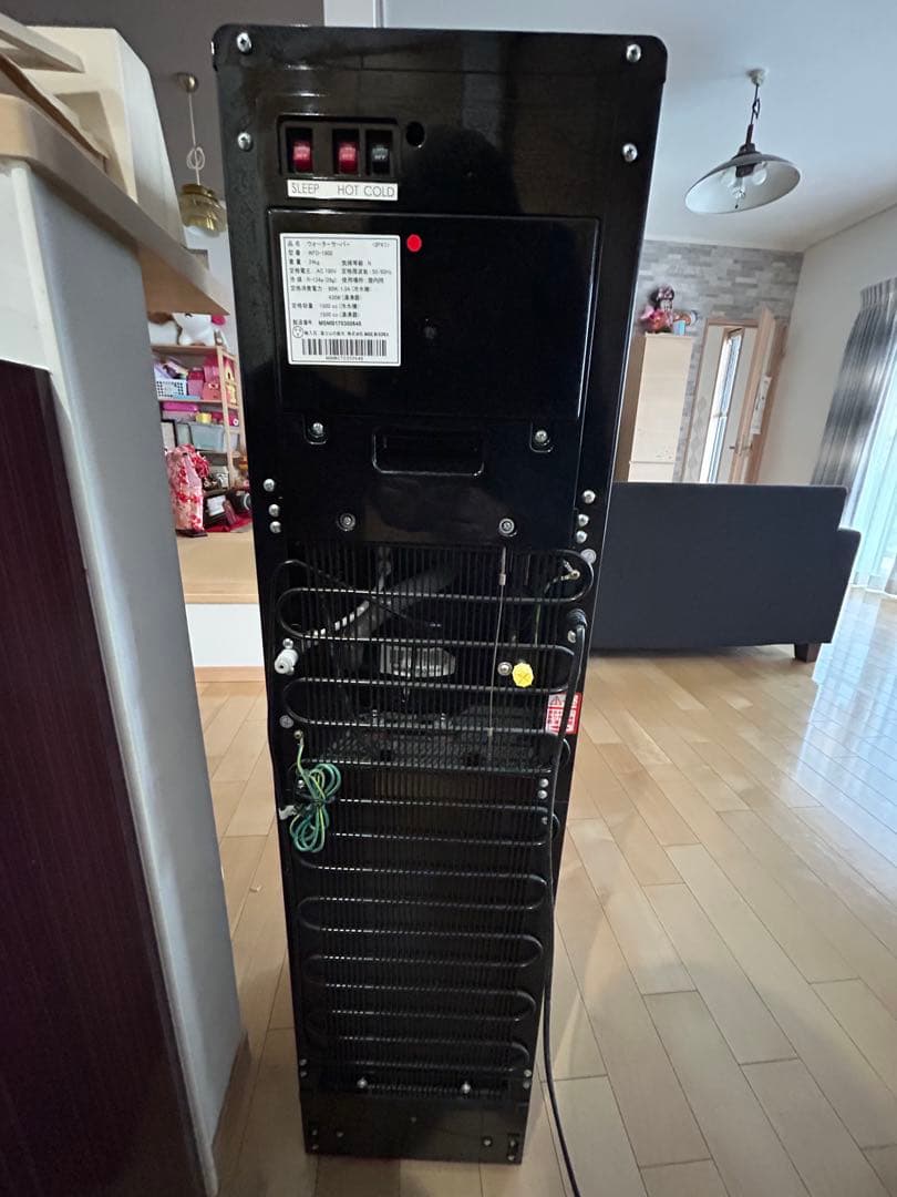 ブラック ウォーターサーバー slat