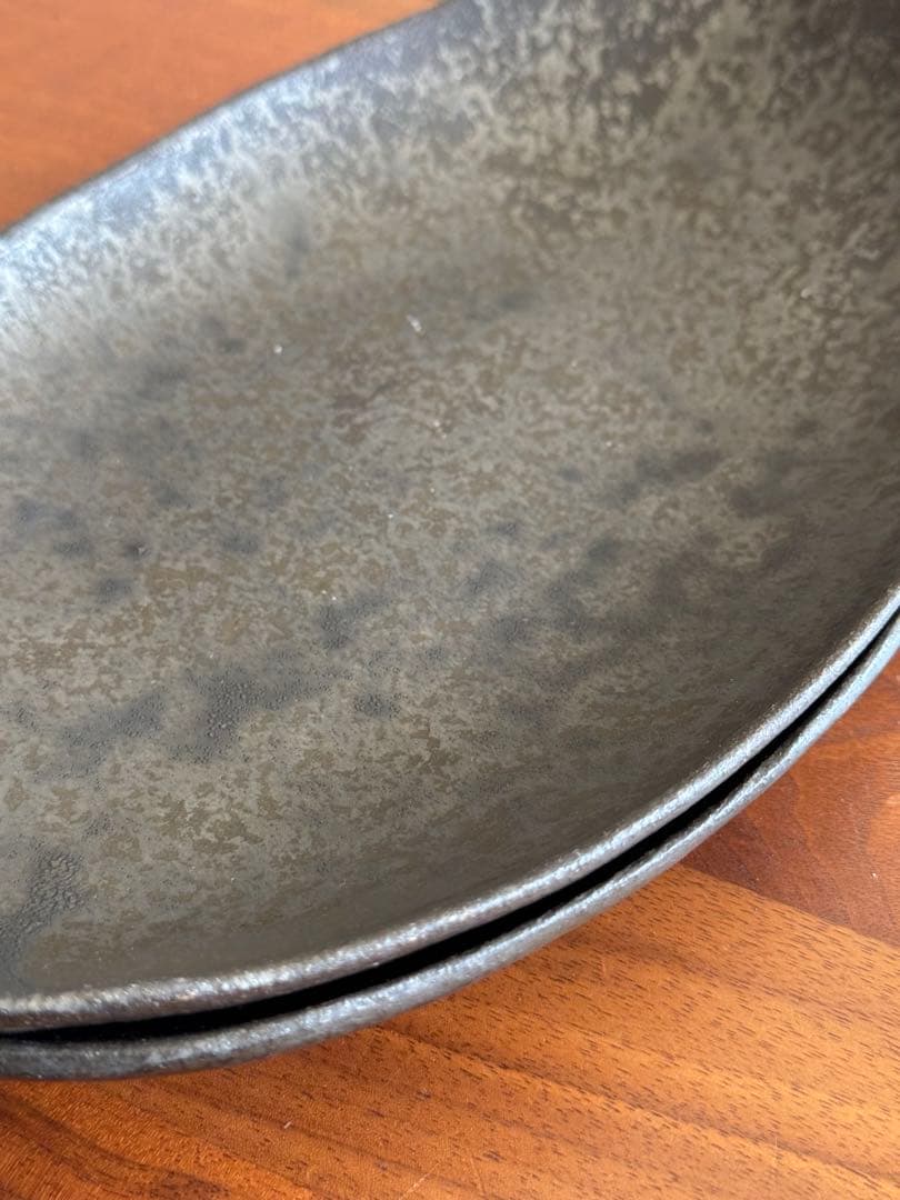 安福由美子さん　黒錆 オーバル深皿　カレー皿2枚