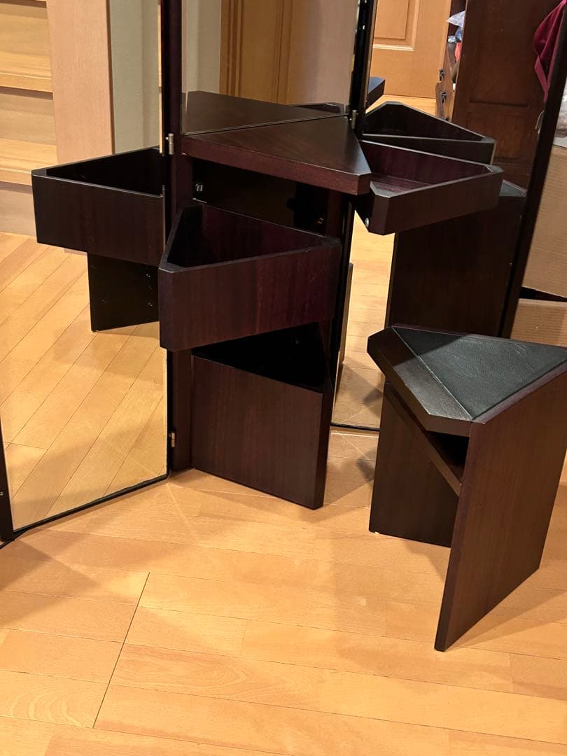 ❶Cassinaイタリア製貴賓ある姿見3面ドレッサー‼️大特価