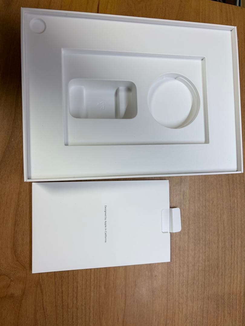 美品】Apple iPad Air M2 WiFiモデル 128GB 箱付き