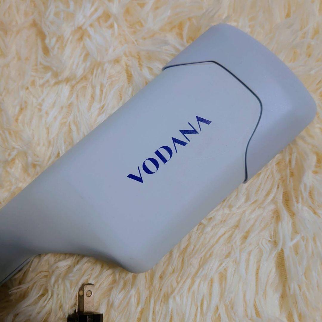 VODANA トリプルフローウェーブアイロン クリーミーブルー 40mm