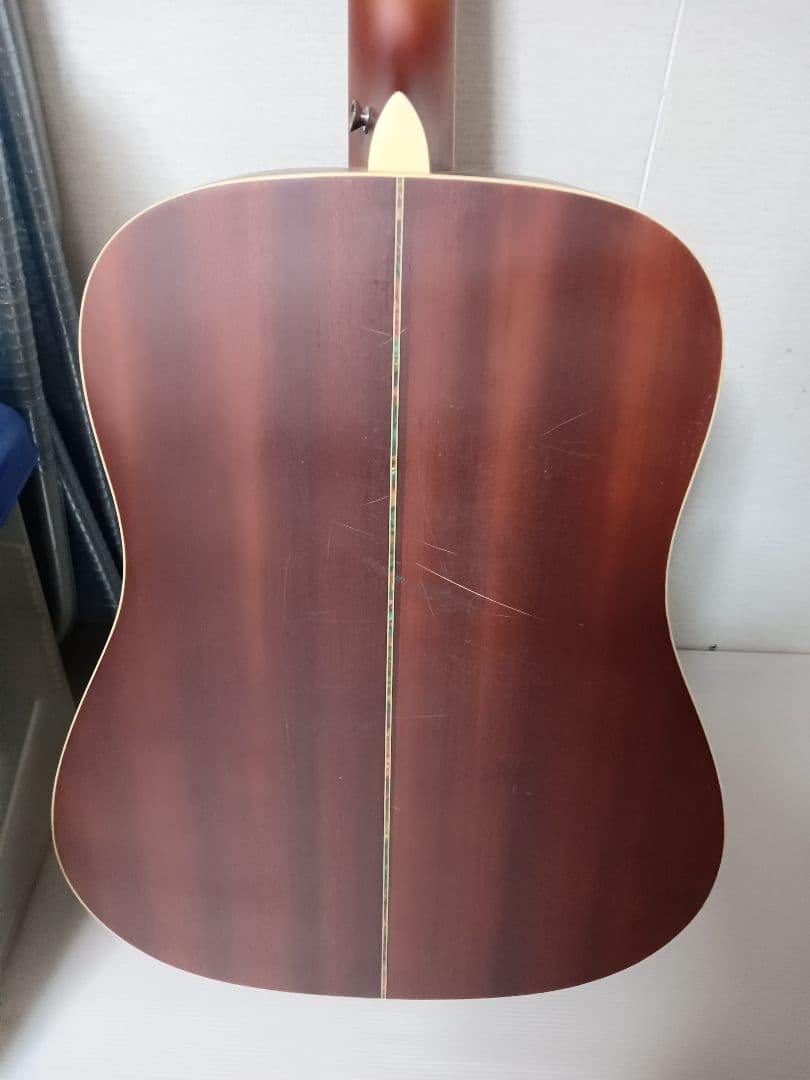 Elioth、Revolution B305NS、