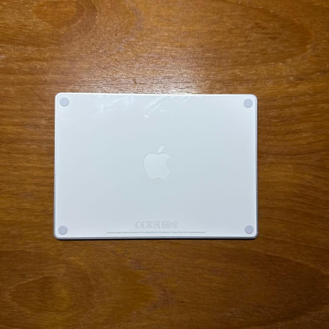 Apple Magic Trackpad (Lightning接続) 本体のみ