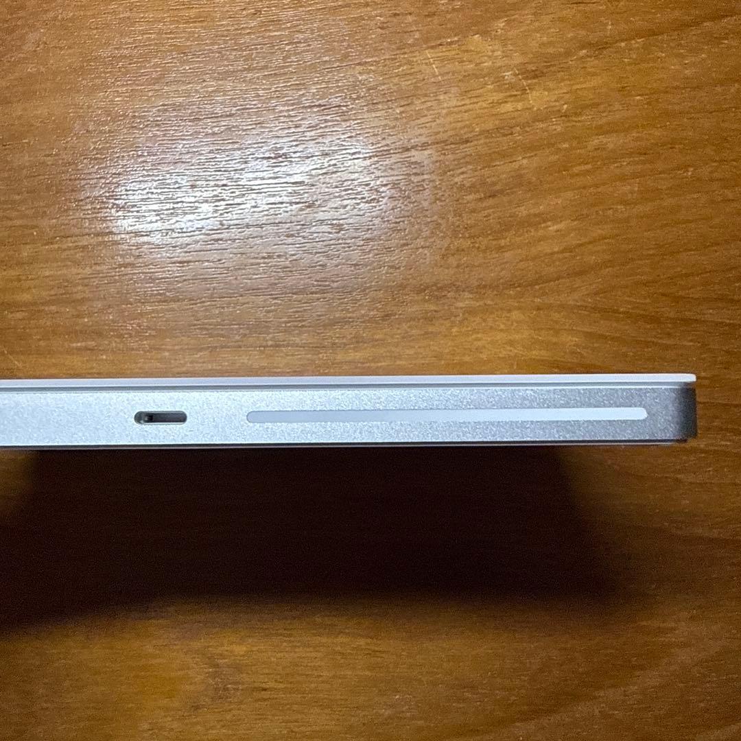 Apple Magic Trackpad (Lightning接続) 本体のみ