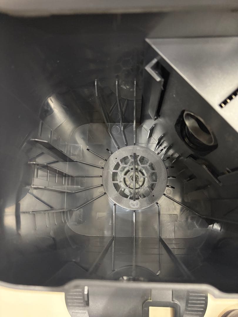 【美品】ルンバ i7+ 月1～2回使用　 アイロボット　ロボット掃除機本体