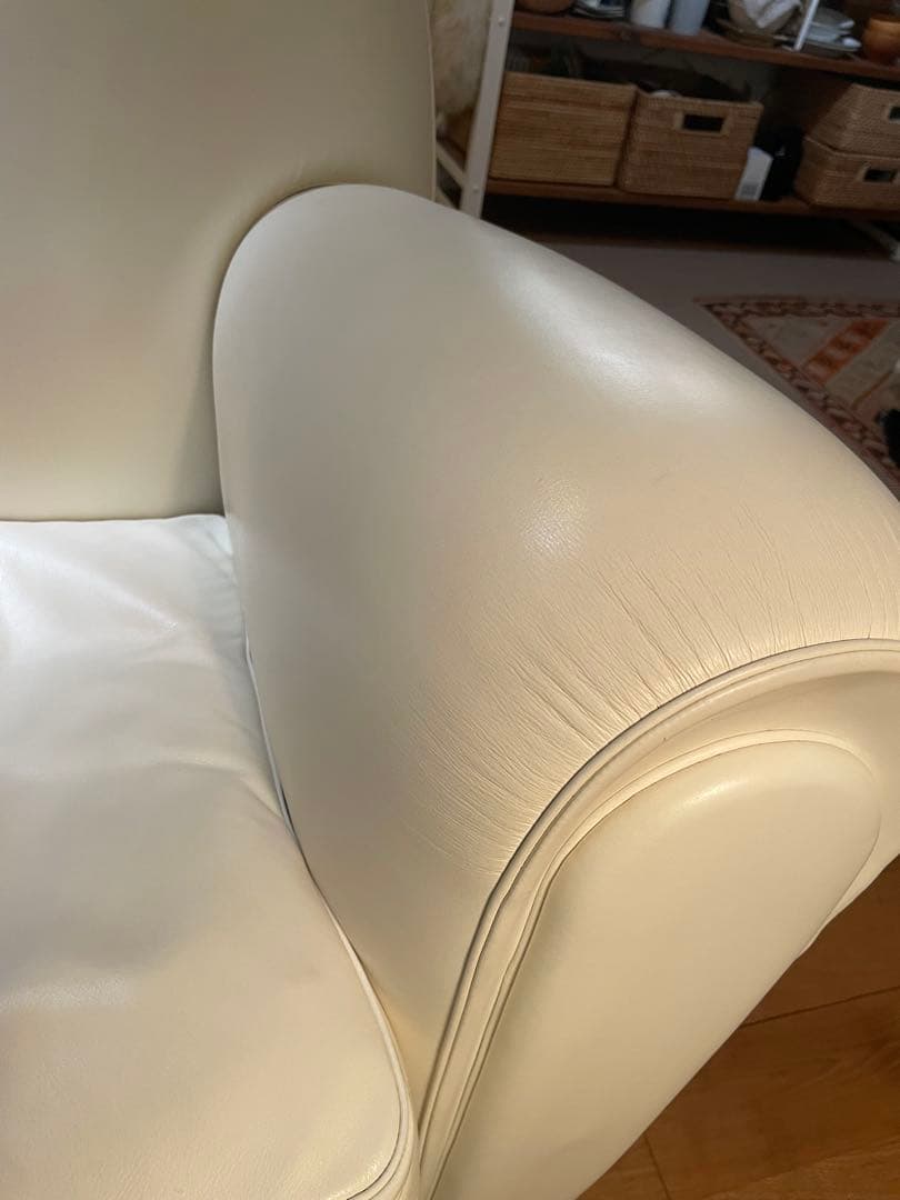 ポルトローナフラウ　バニティフェア　総本革　レザー　ソファ　カッシーナ