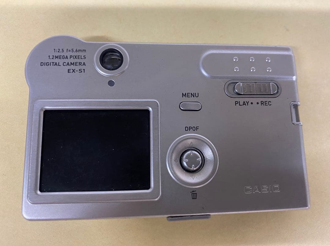 美品　初代EXILIM(エクシリム)EX-S1