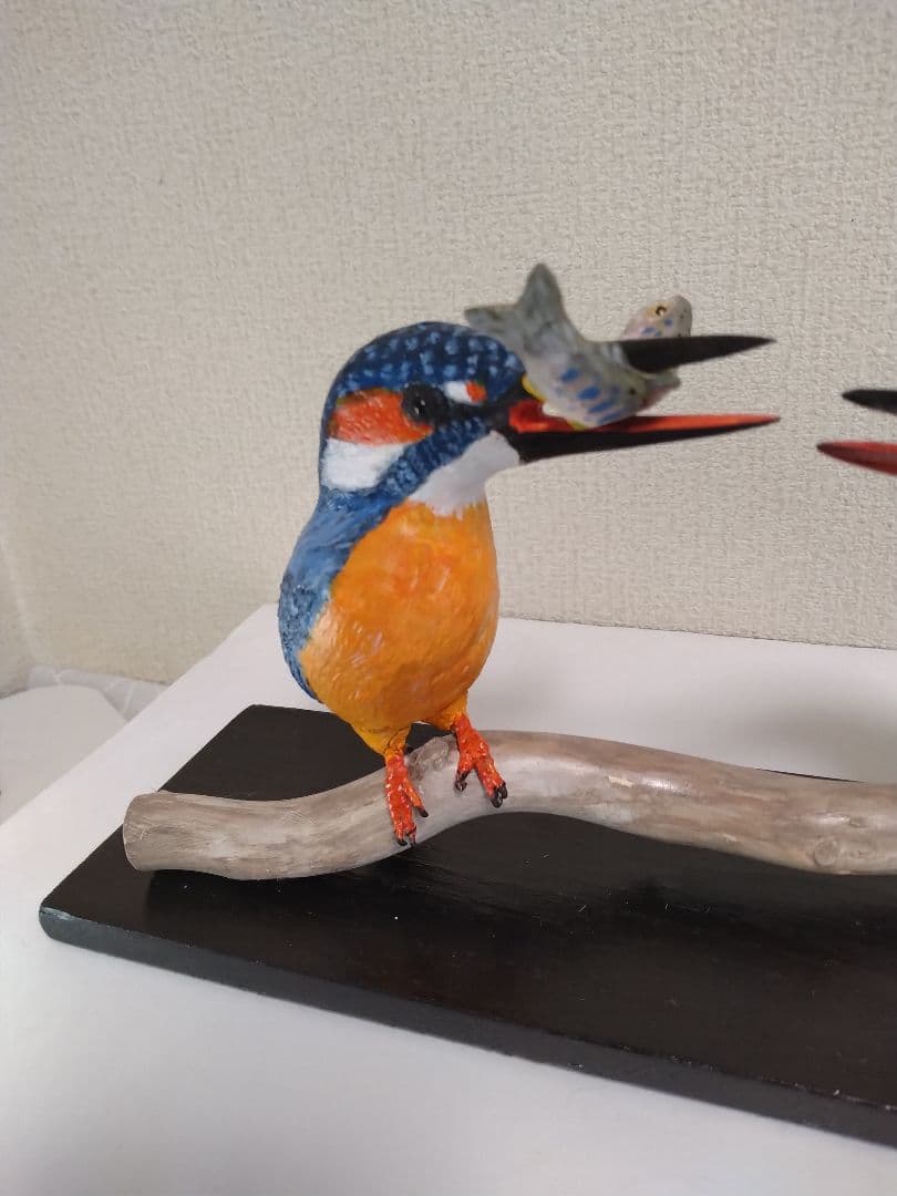 木彫りの野鳥のオブジェ(つがいのカワセミ)