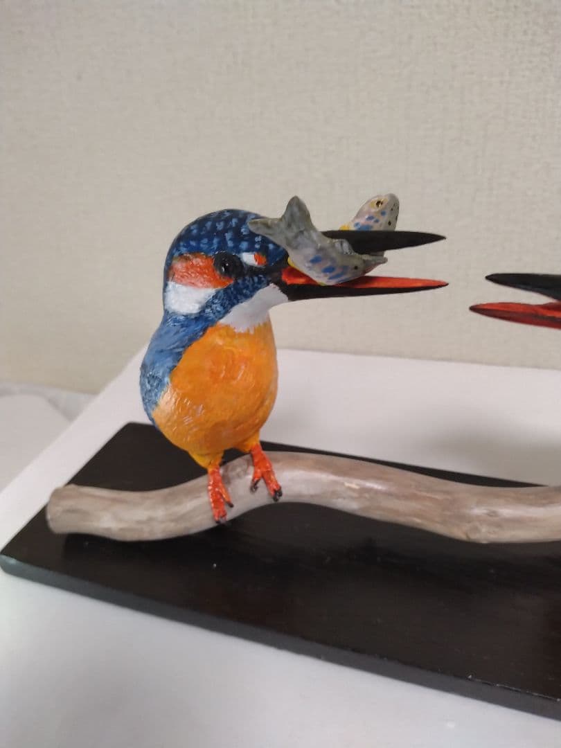 木彫りの野鳥のオブジェ(つがいのカワセミ)