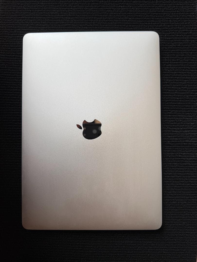 MacBook Pro M2 シルバー 16GB / 256GB