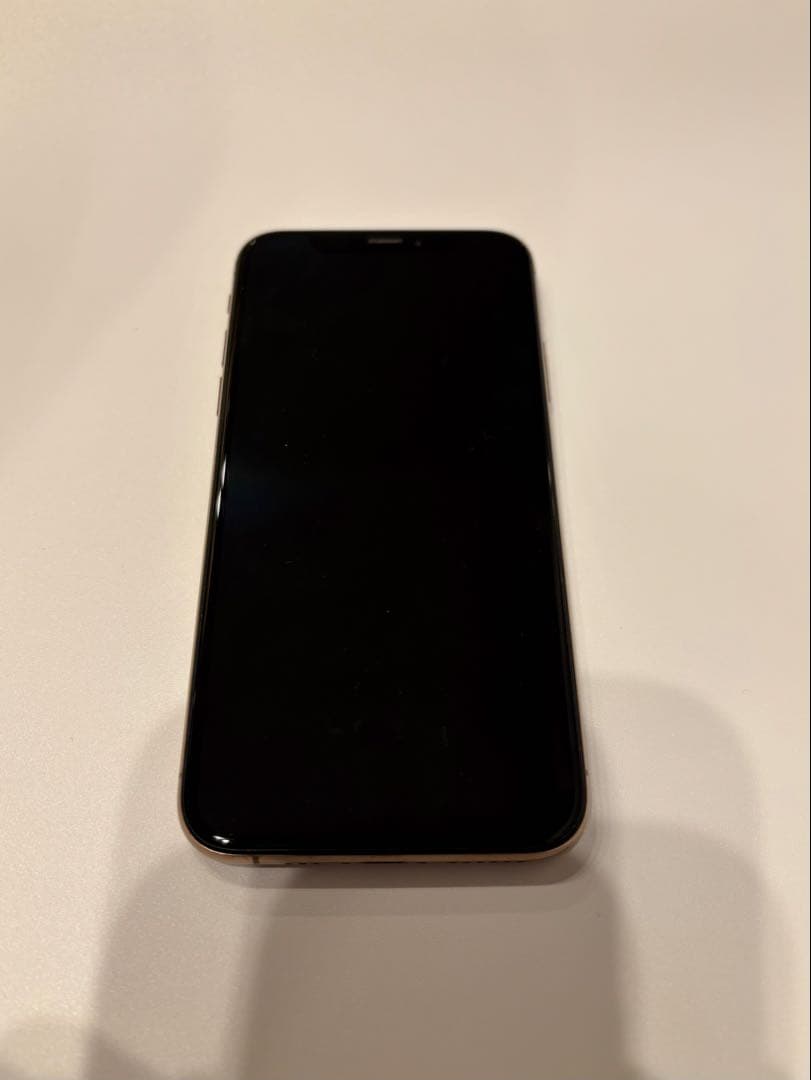 スマートフォン本体 Apple iPhone Xs 64GB 76%