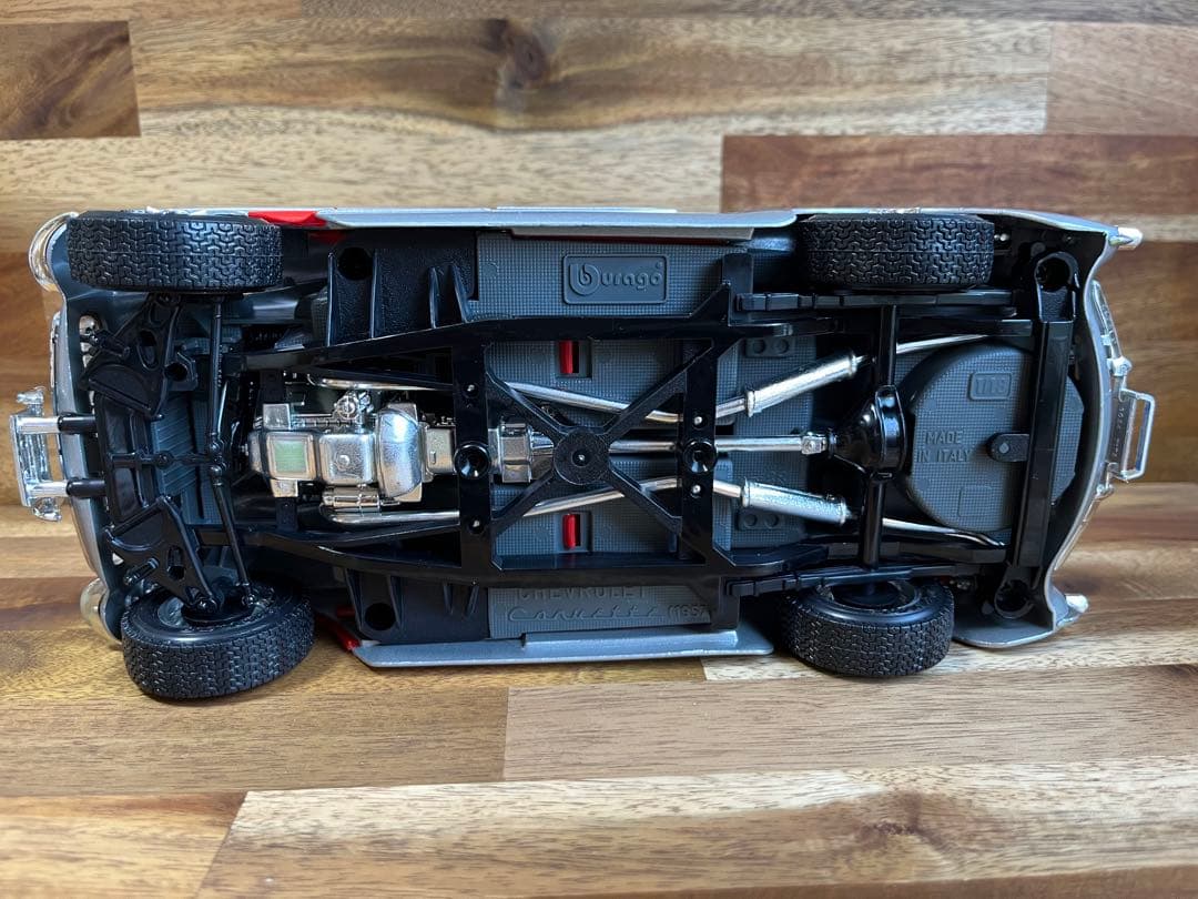 シボレーコルベット オープンカー シルバー/レッド