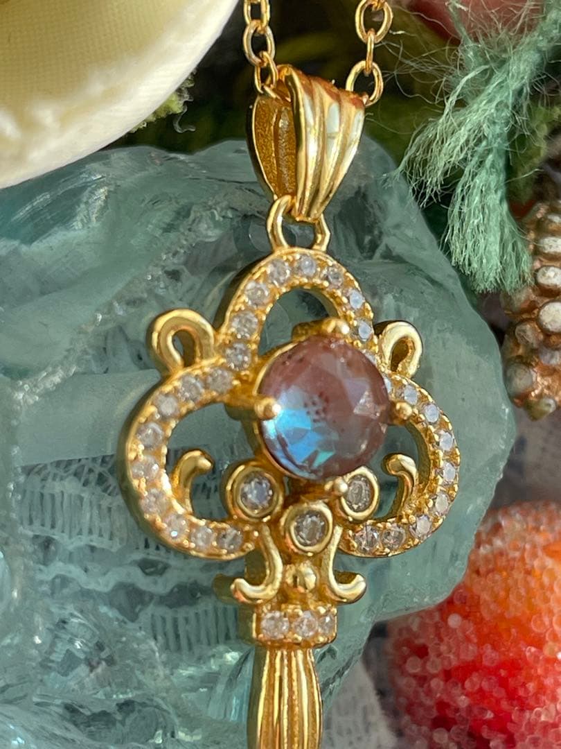 【saphiret】アンティークサフィレット　keyネックレス　ゴールド