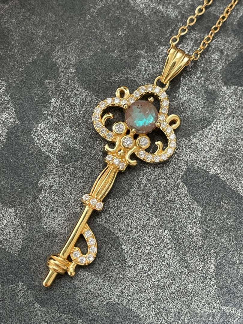 【saphiret】アンティークサフィレット　keyネックレス　ゴールド