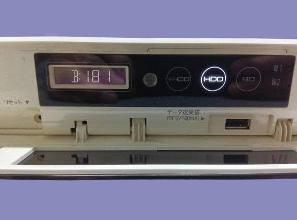 シャープブルーレイレコーダー【BDーW560SW】