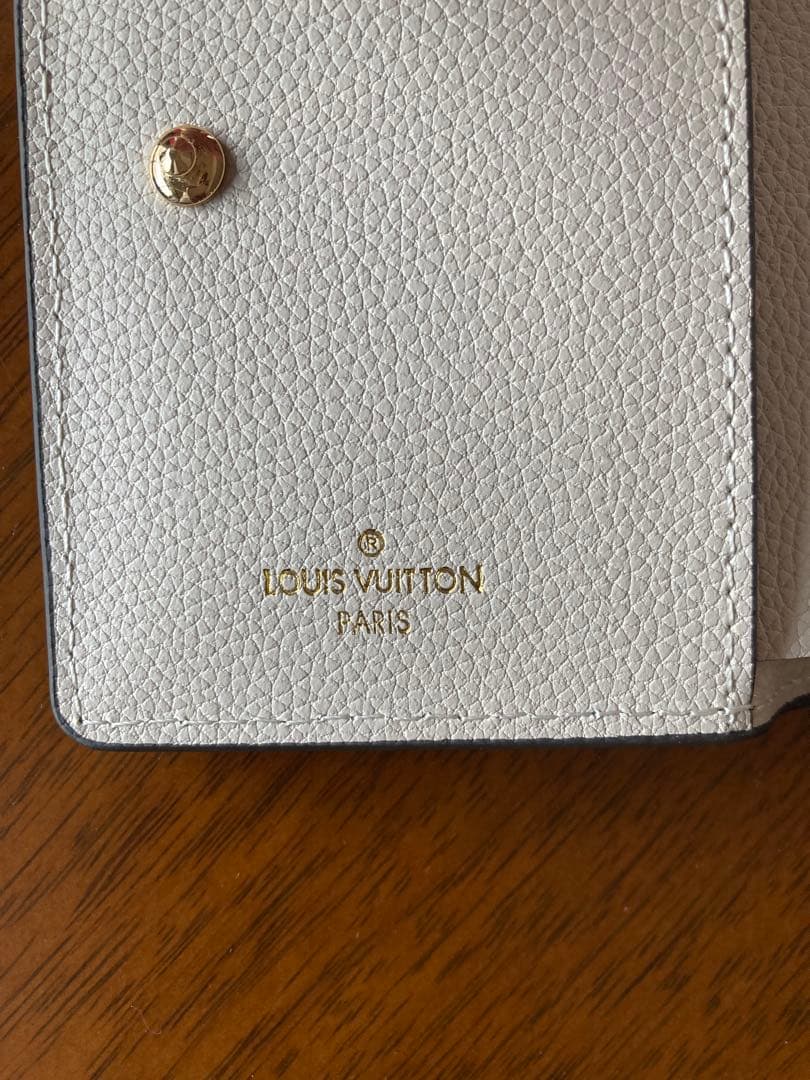 [LOUIS VUITTON] 二つ折り財布