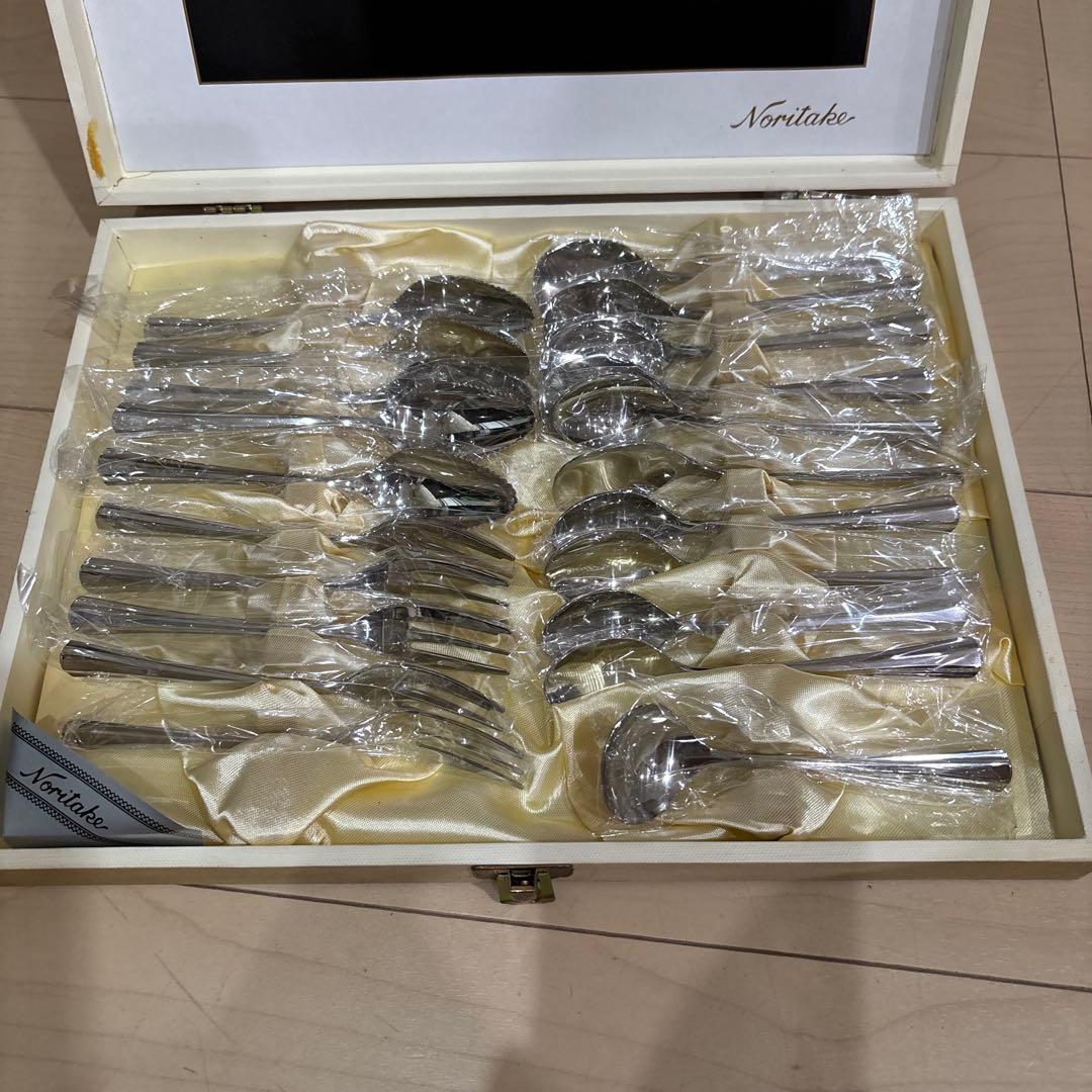 【新品】　Noritake ノリタケ　シルクロード カトラリーセット　21点