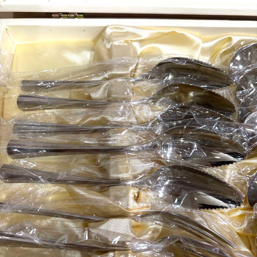 【新品】　Noritake ノリタケ　シルクロード カトラリーセット　21点