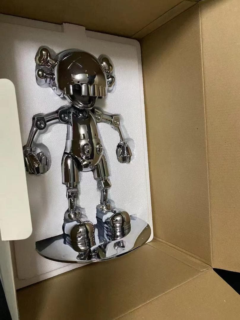 KAWS✕空山基 オリジナルフェイク メディコムトイ