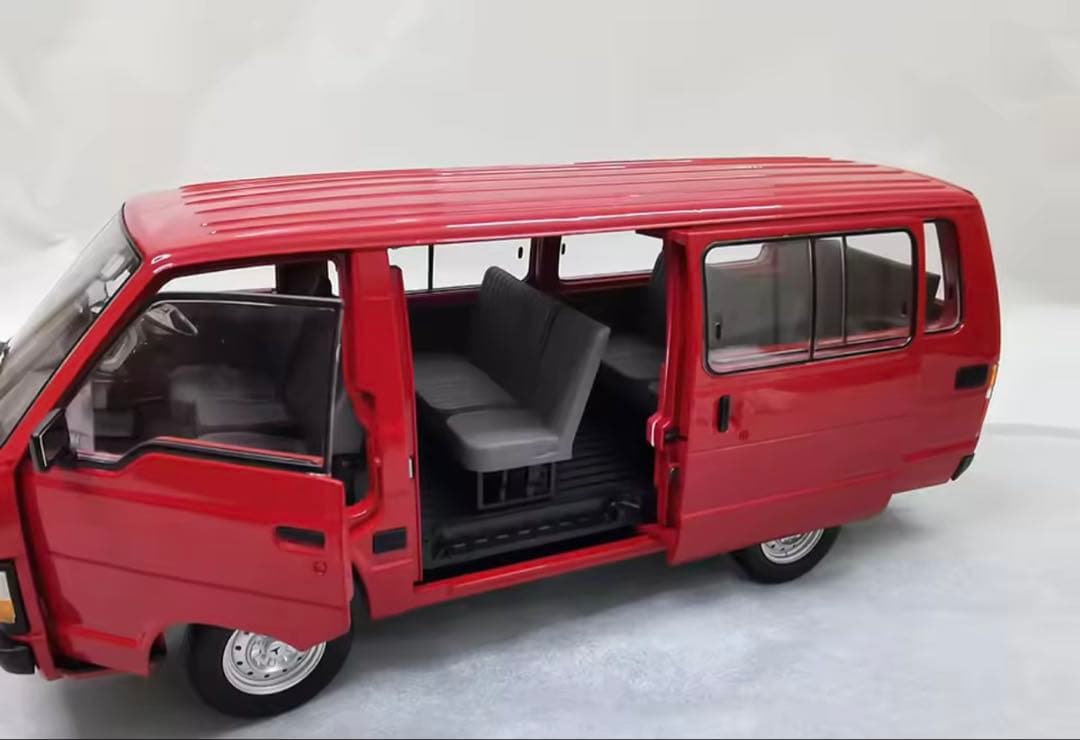 1/18 ハイエース YH50 合金製 自動車 ダイキャスト メタル モデル