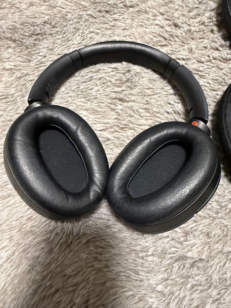 Sony WH-1000XM2ワイヤレスヘッドホン 黒 付属品あり