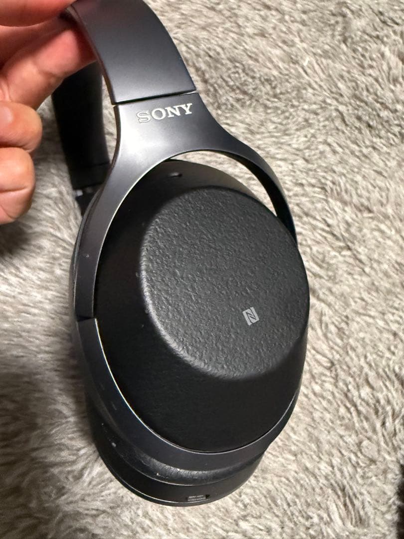 Sony WH-1000XM2ワイヤレスヘッドホン 黒 付属品あり