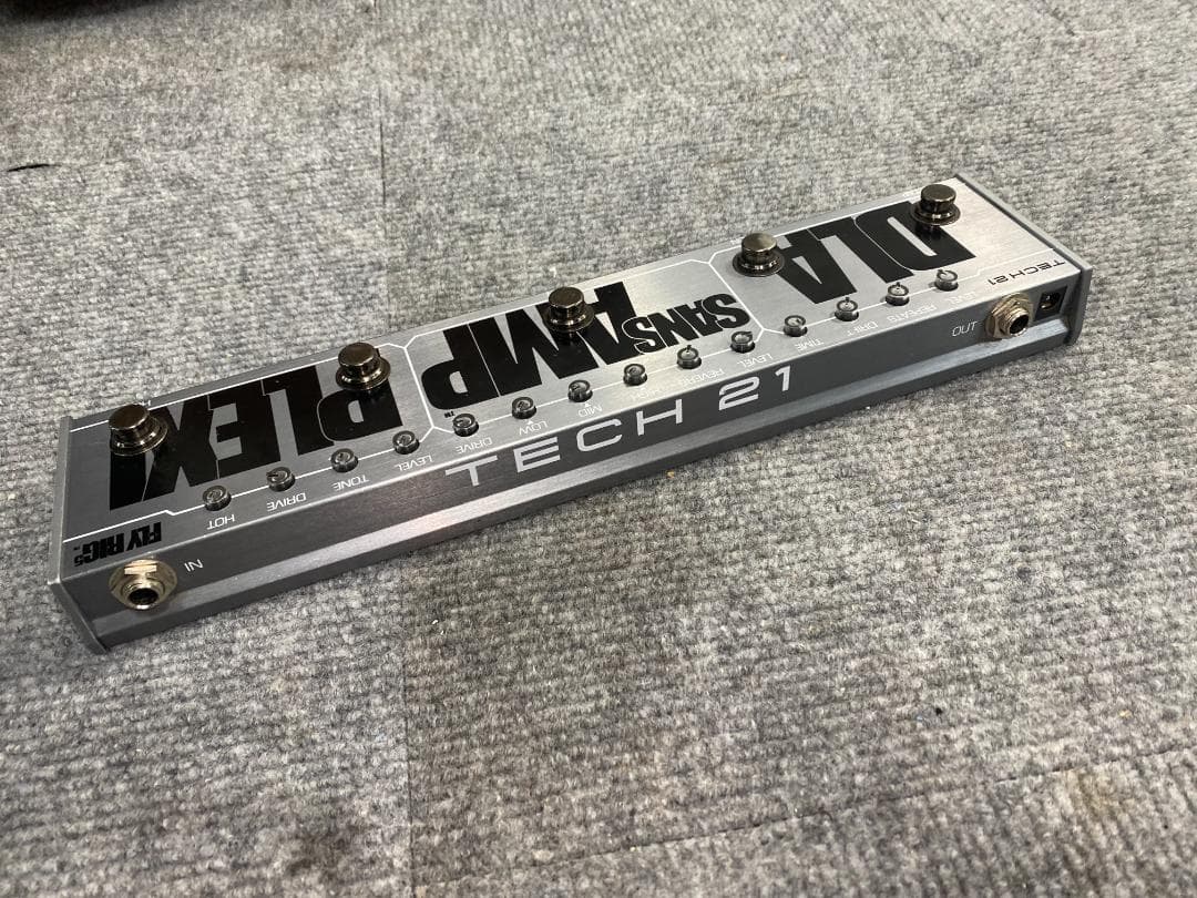 TECH21 sansamp FLY RIG 5 マルチエフェクター