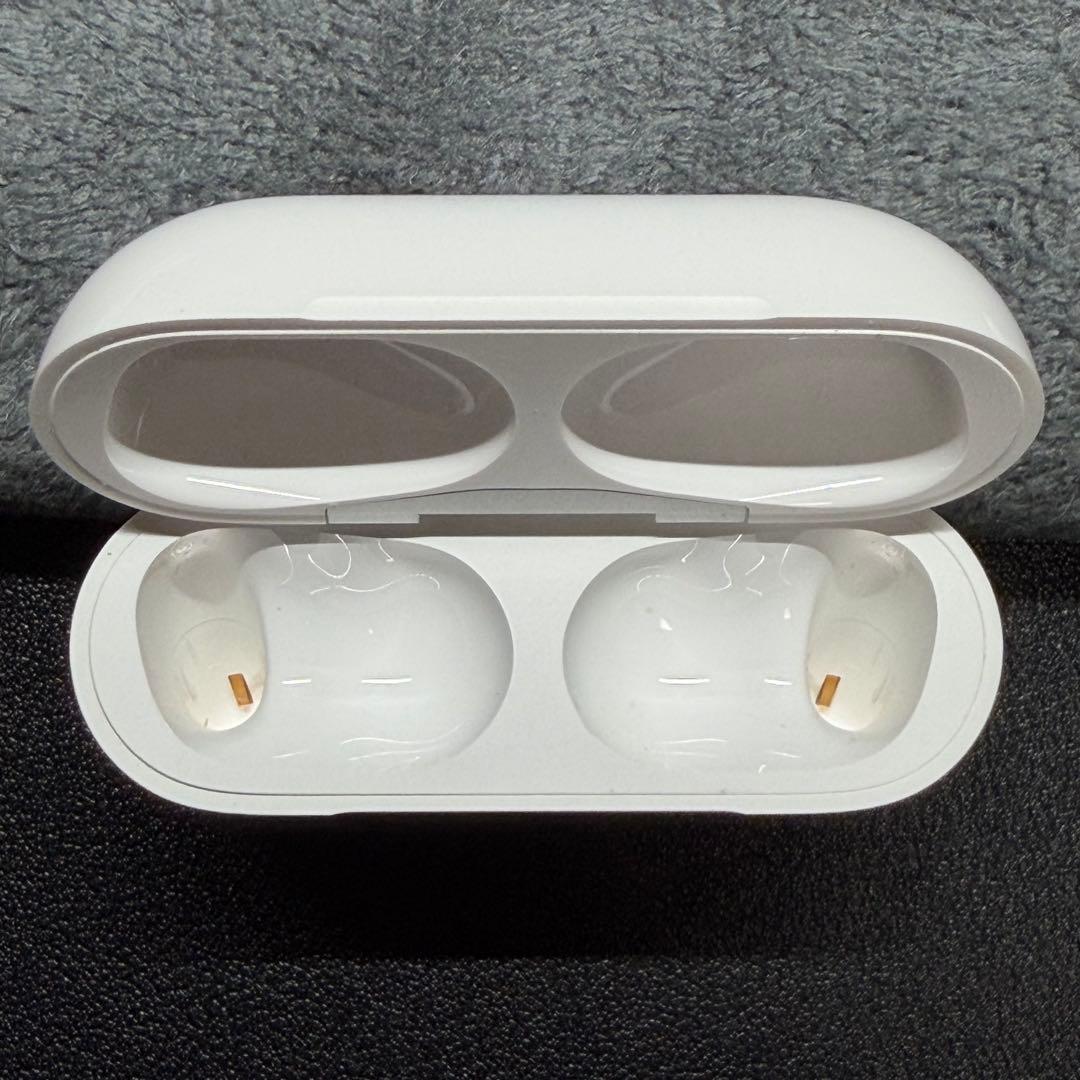 美品 AirPods Pro 2 (USB-C)
