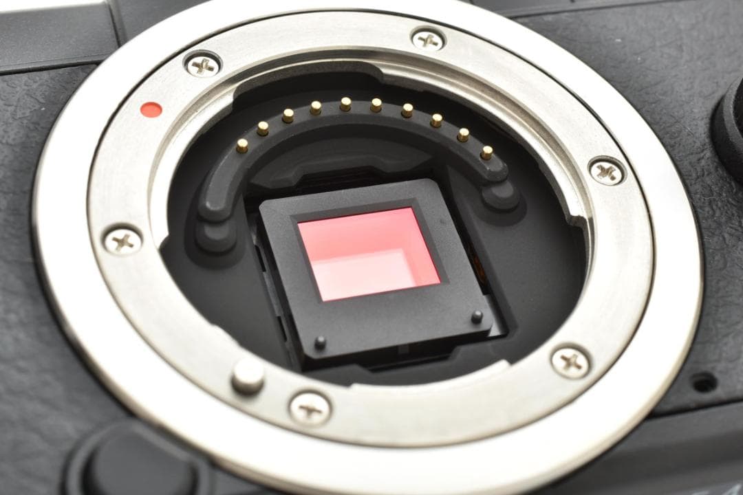 超美品 ペンタックス Q ミラーレスデジタルカメラボディ ブラック Pentax