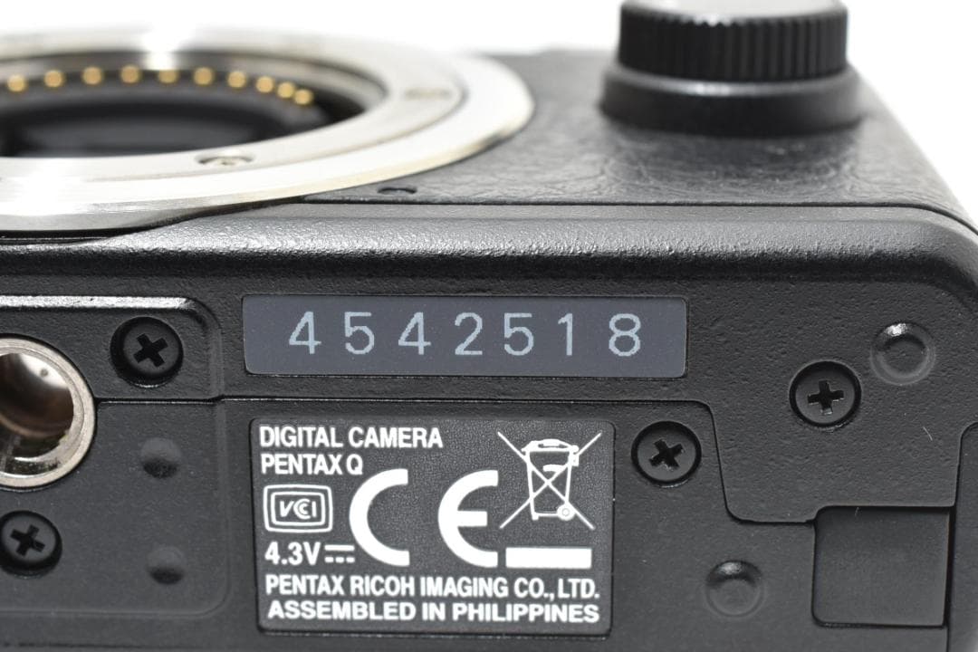 超美品 ペンタックス Q ミラーレスデジタルカメラボディ ブラック Pentax