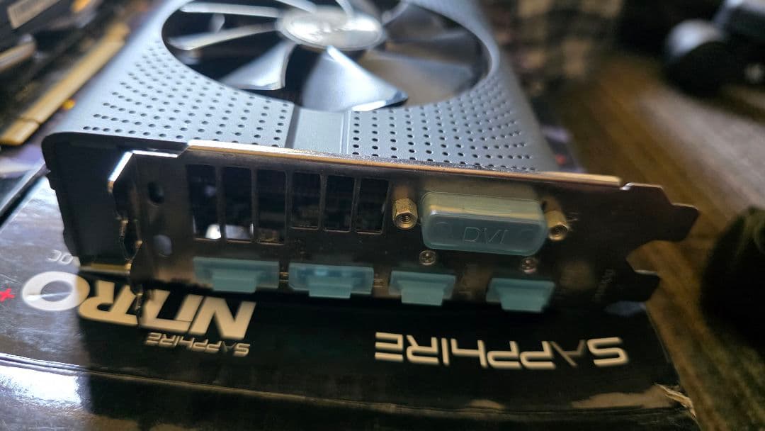 み*ー様 SAPPHIRE NITRO グラフィックボード RX470 4G 2