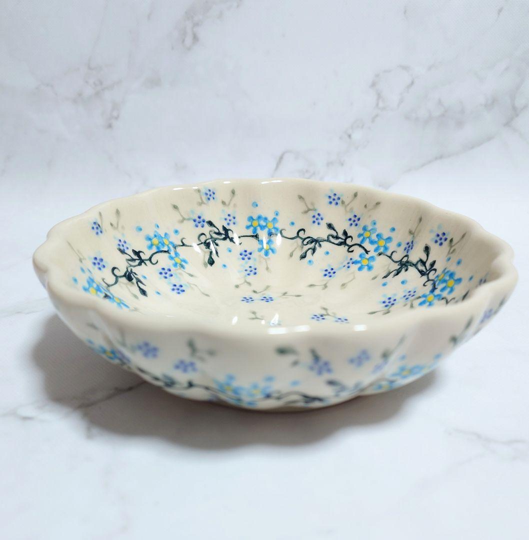 ポーリッシュポタリー VENA社 フリルボウル 菊鉢 ウィンターフラワー