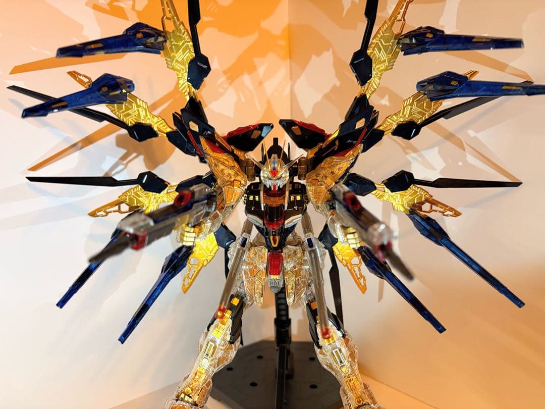 MGEX ストライクフリーダムガンダム メカニカルクリア塗装