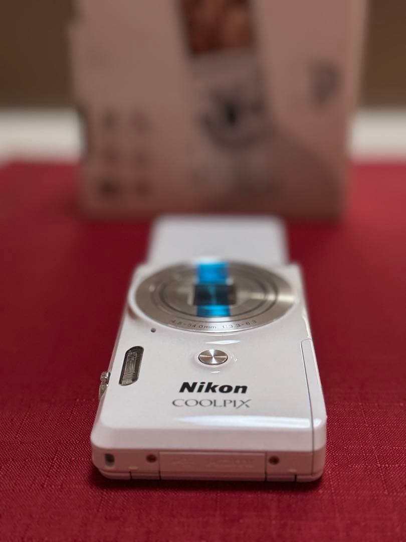 希少 廃盤 新品未使用 COOLPIX S6900 NIKON NIKON