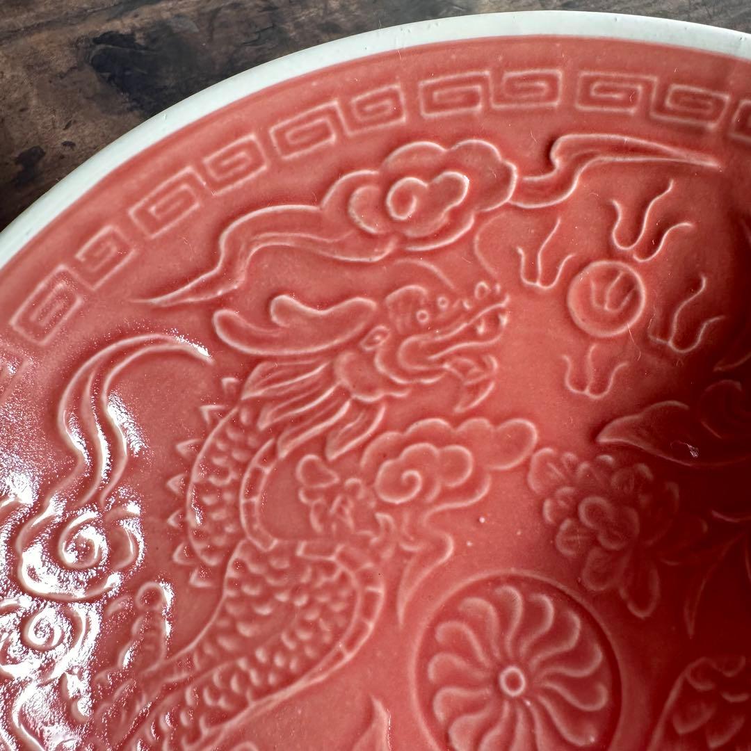 定窯　大皿　飾皿　茶碗　龍紋　鳳凰紋　陽刻　宋代　中国美術