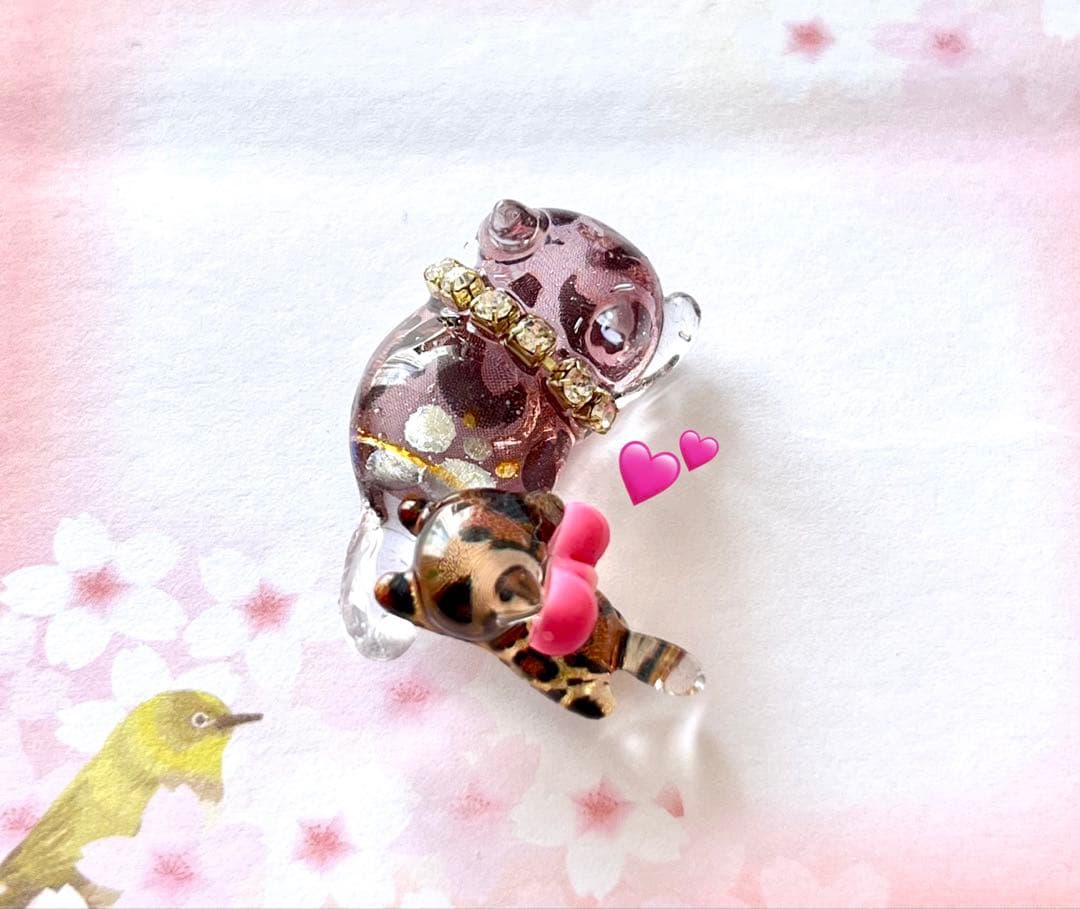 じゃれねこ『3月☆ヒョウ柄×赤ちゃんと一緒♡』