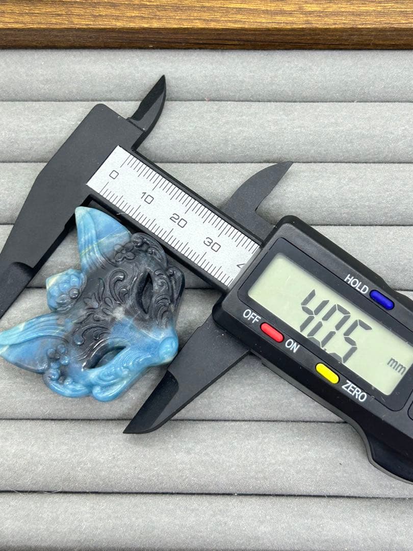 mi様　おまとめ　天然石トロレアイトパーツ　きつね仮面　No.2123