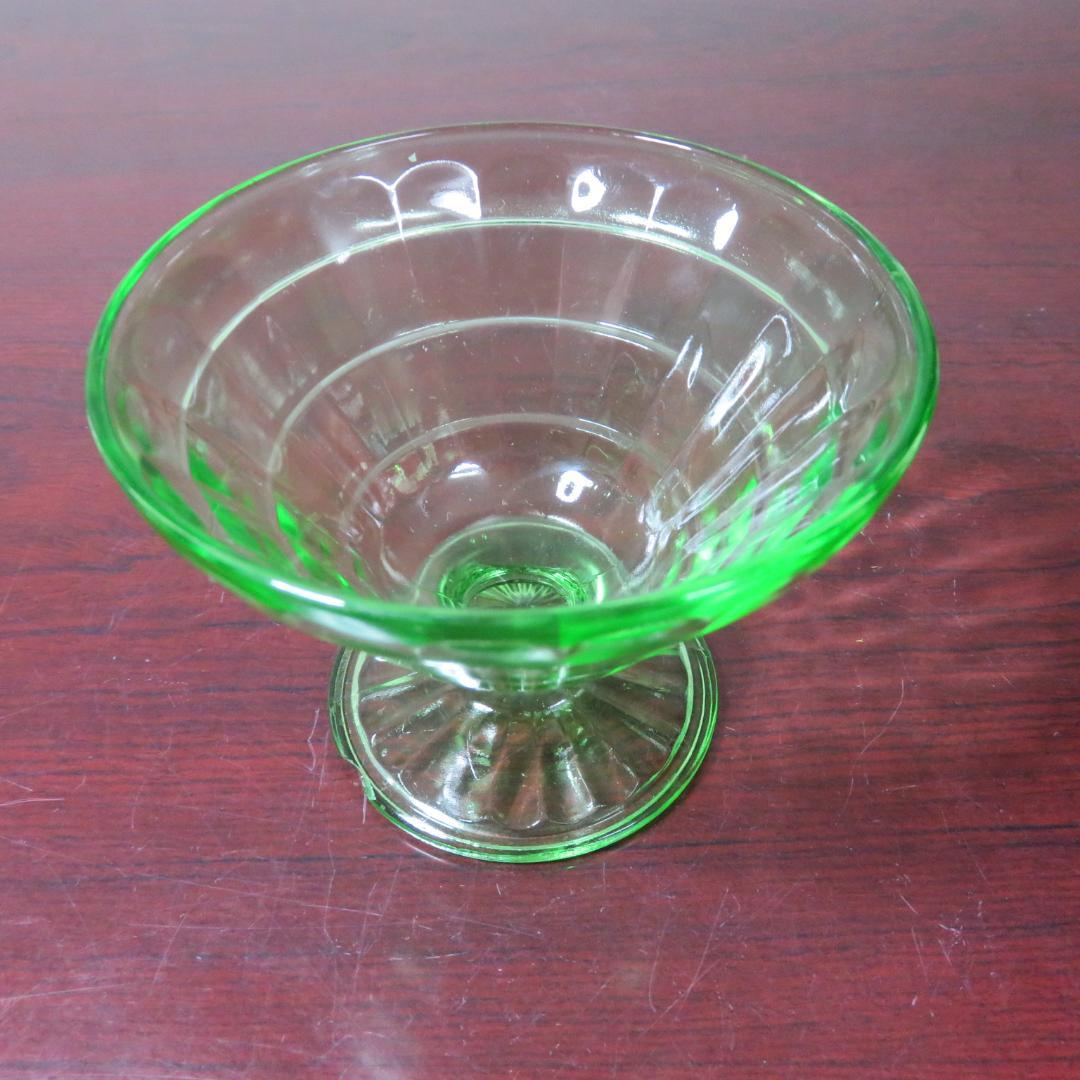 氷コップ 4ケ 昭和レトロ 大正 ウランガラス デザートグラス