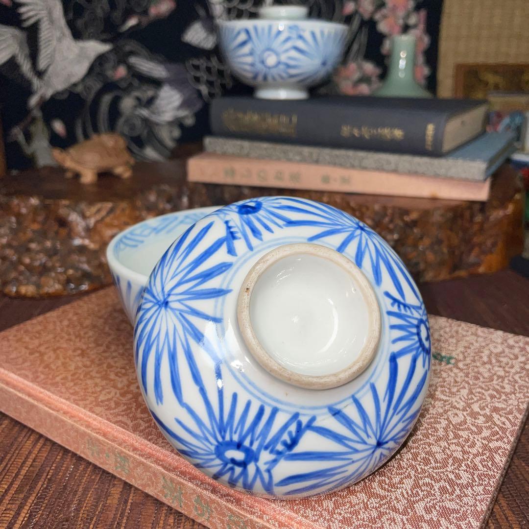 青い花模様 古伊万里　江戸　蓋付き 飯椀　染付け アンティーク 骨董 2枚