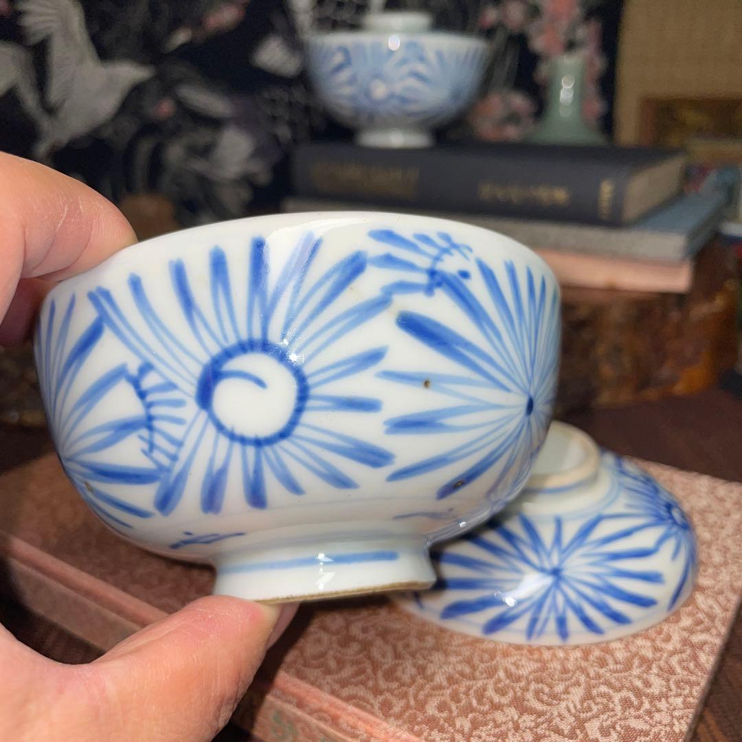 青い花模様 古伊万里　江戸　蓋付き 飯椀　染付け アンティーク 骨董 2枚