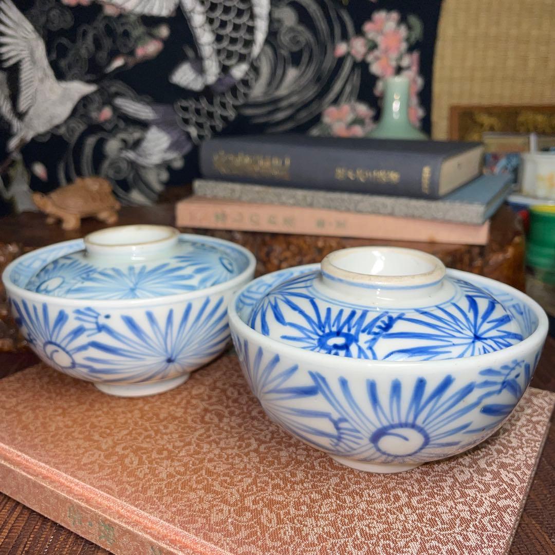 青い花模様 古伊万里　江戸　蓋付き 飯椀　染付け アンティーク 骨董 2枚