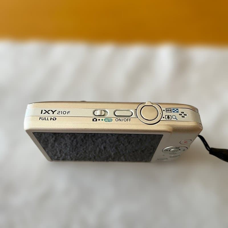 【極美品】Canon IXY 210F アーバンゴールド 動作確認済 付属品完備