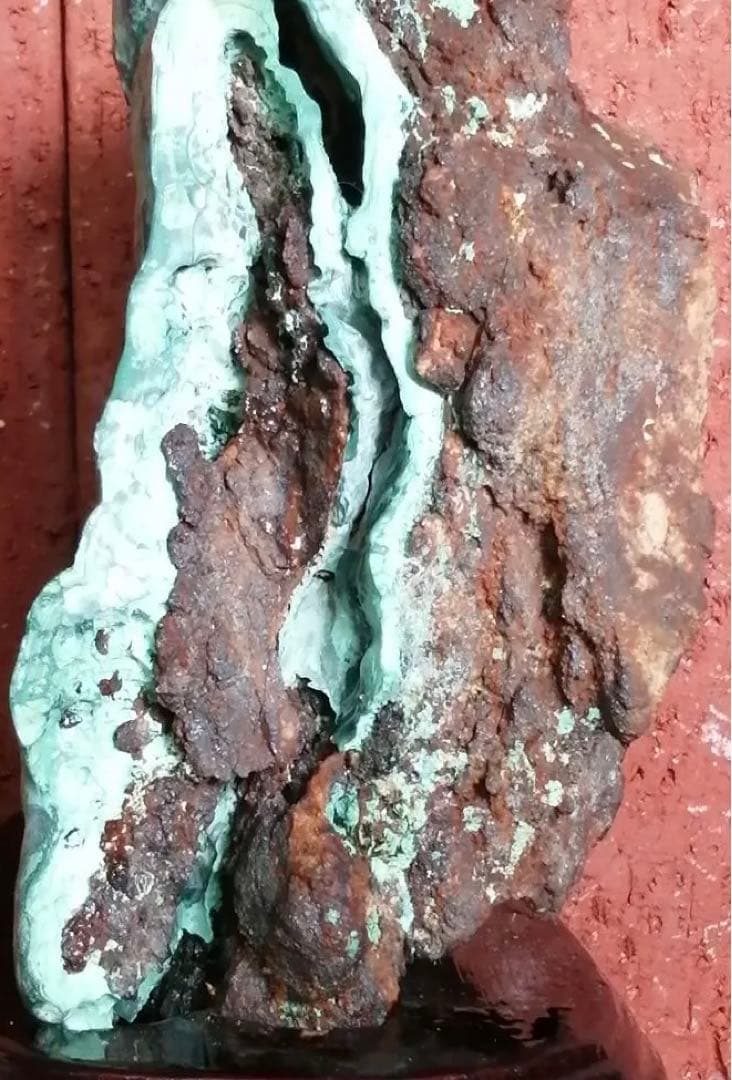 マラカイト1.3kg ーt895