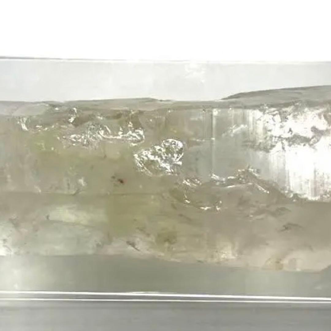 ライトニングクォーツ　雷水晶　ブラジル産