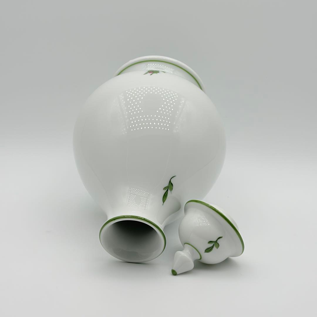 アウガルテン ウィンナーローズ 蓋付き花瓶 フラワーベース 一輪挿し