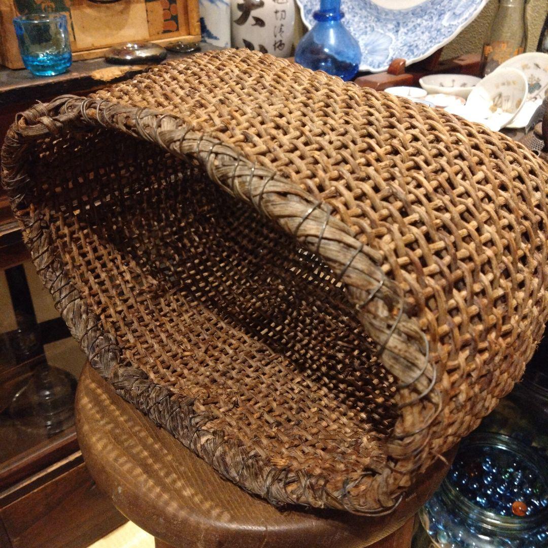 古民具 古道具 可愛いサイズ 小さめ 飴色 あけびかご 手編み