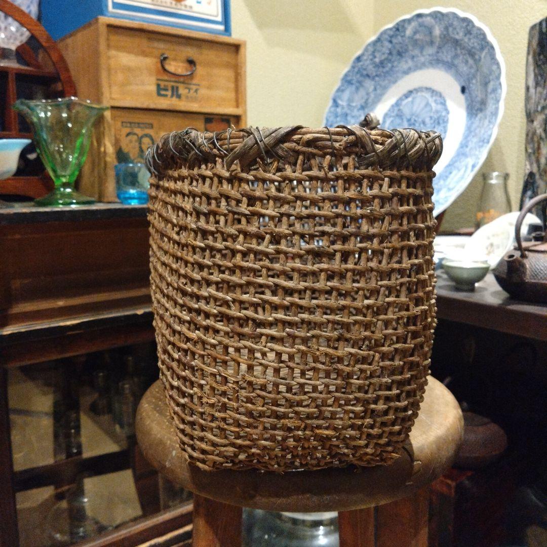 古民具 古道具 可愛いサイズ 小さめ 飴色 あけびかご 手編み