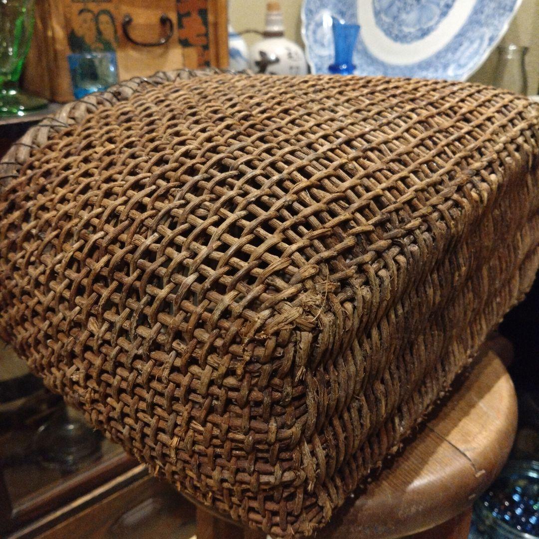 古民具 古道具 可愛いサイズ 小さめ 飴色 あけびかご 手編み